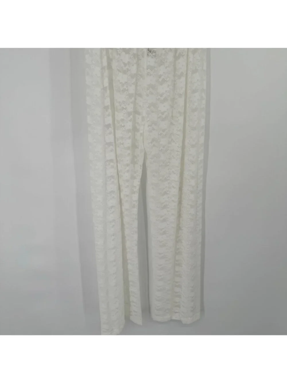 cacelin White Lace pants  Womens Size small Elastic Waist cover up new